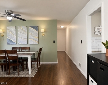 644 Montgomery Rd - Photo Thumbnail 1