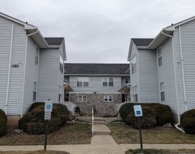 316 Ventnor Ct - Photo Thumbnail 1