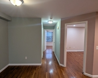 316 Ventnor Ct - Photo Thumbnail 14
