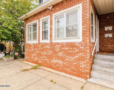 328 Newark Avenue - Photo Thumbnail 25