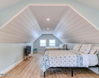 328 Newark Avenue - Photo Thumbnail 16
