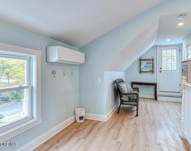 328 Newark Avenue - Photo Thumbnail 19