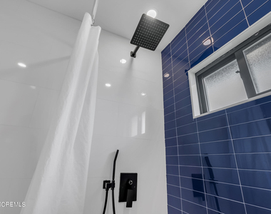 24 Johnston Street - Photo Thumbnail 19
