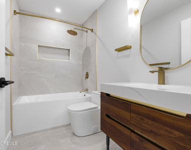 2 Leighton Lane - Photo Thumbnail 24