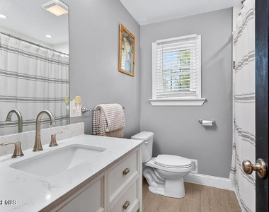 618 Illinois Avenue - Photo Thumbnail 13