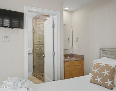 7 E Church Street - Photo Thumbnail 16