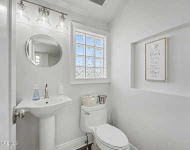 7 E Church Street - Photo Thumbnail 23