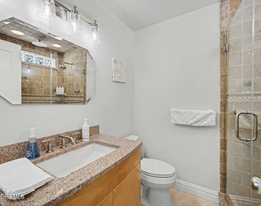 7 E Church Street - Photo Thumbnail 14