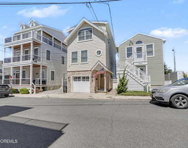 7 E Church Street - Photo Thumbnail 3