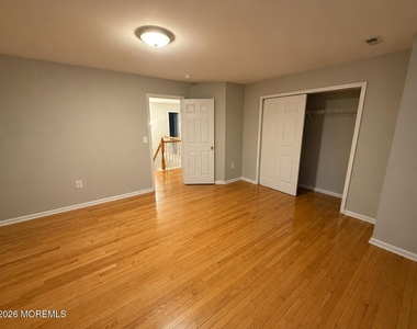 222 Hidden Lake Drive - Photo Thumbnail 15