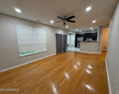 222 Hidden Lake Drive - Photo Thumbnail 3