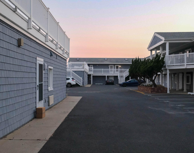 100 Ocean Avenue N - Photo Thumbnail 13