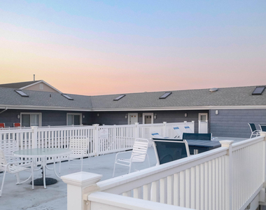100 Ocean Avenue N - Photo Thumbnail 14