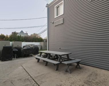 100 Ocean Avenue N - Photo Thumbnail 18
