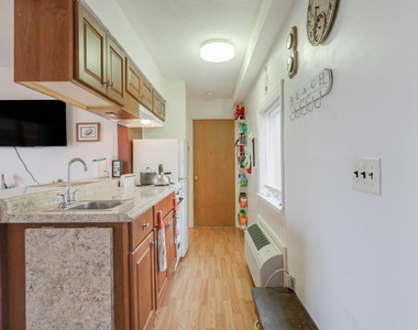 100 Ocean Avenue N - Photo Thumbnail 5