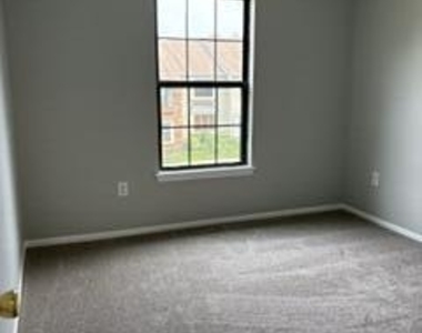 38 Worthington Court - Photo Thumbnail 10