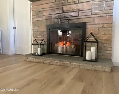 417 Euclid Avenue - Photo Thumbnail 9