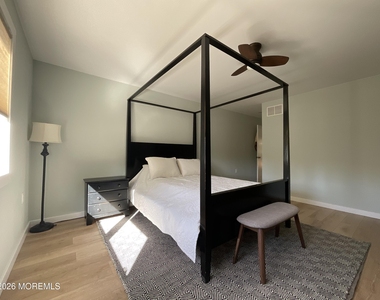 417 Euclid Avenue - Photo Thumbnail 5