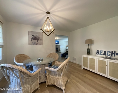417 Euclid Avenue - Photo Thumbnail 3