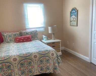 1712 Rue Mirador - Photo Thumbnail 14
