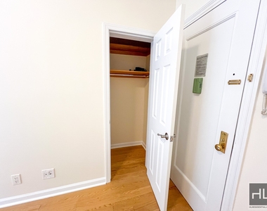 West 72 Street - Photo Thumbnail 1