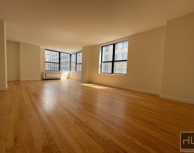West 87th Street - Photo Thumbnail 1
