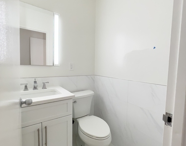 West 87th Street - Photo Thumbnail 5