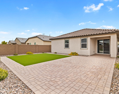 3236 W Juniper Canyon Drive - Photo Thumbnail 19