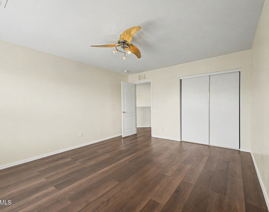 7842 W Andrea Drive - Photo Thumbnail 25