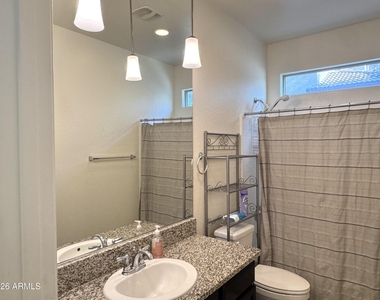 1848 N Loretta Place - Photo Thumbnail 9