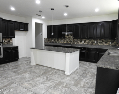 1471 E Flamingo Way - Photo Thumbnail 1