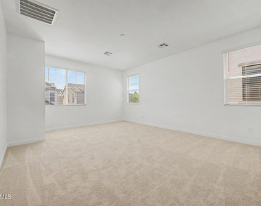 2345 E Stephens Court - Photo Thumbnail 4