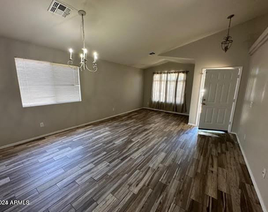 2425 S 159th Lane - Photo Thumbnail 1