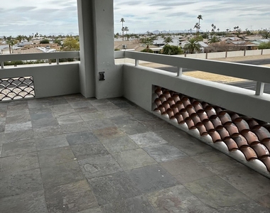 17404 N 99th Avenue - Photo Thumbnail 9