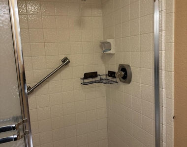 17404 N 99th Avenue - Photo Thumbnail 17