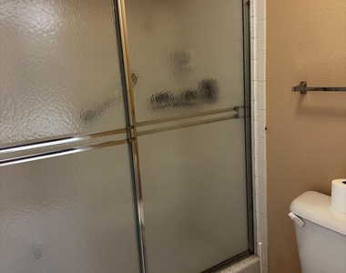 17404 N 99th Avenue - Photo Thumbnail 16