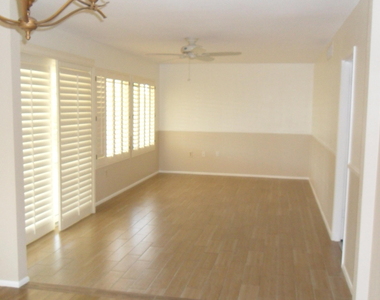 16209 N Desert Holly Drive - Photo Thumbnail 11