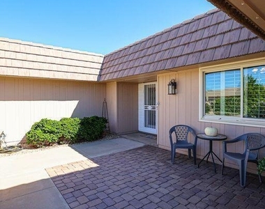 16209 N Desert Holly Drive - Photo Thumbnail 6