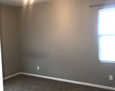 26217 N 121st Lane - Photo Thumbnail 8