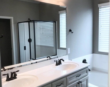 26217 N 121st Lane - Photo Thumbnail 11
