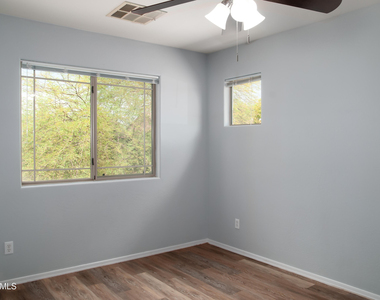 35965 W Costa Blanca Drive - Photo Thumbnail 19