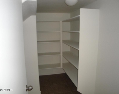 35965 W Costa Blanca Drive - Photo Thumbnail 11