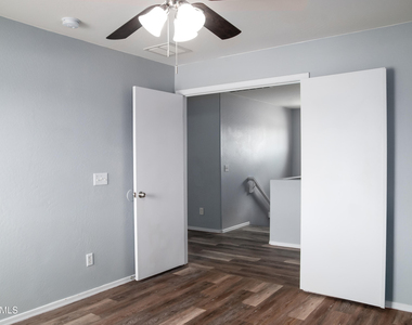 35965 W Costa Blanca Drive - Photo Thumbnail 14