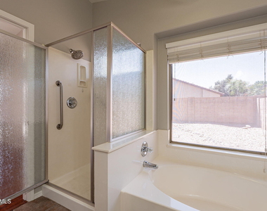 491 E Devon Drive - Photo Thumbnail 18
