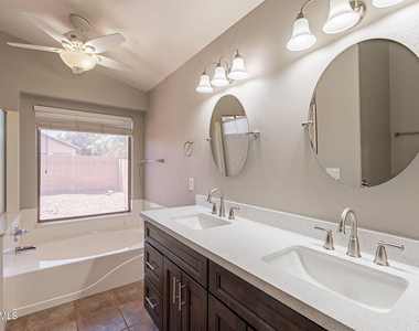 491 E Devon Drive - Photo Thumbnail 17