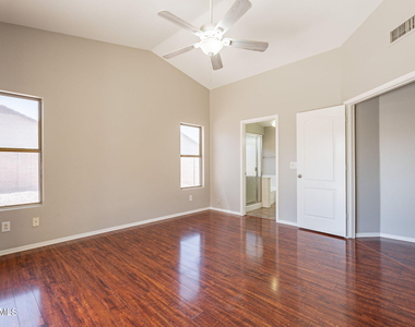 491 E Devon Drive - Photo Thumbnail 15