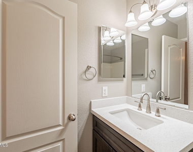 491 E Devon Drive - Photo Thumbnail 24