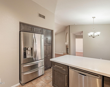 491 E Devon Drive - Photo Thumbnail 11
