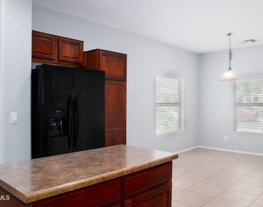 42969 W Elizabeth Avenue - Photo Thumbnail 3
