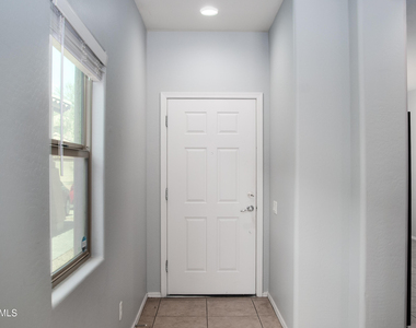 42969 W Elizabeth Avenue - Photo Thumbnail 10